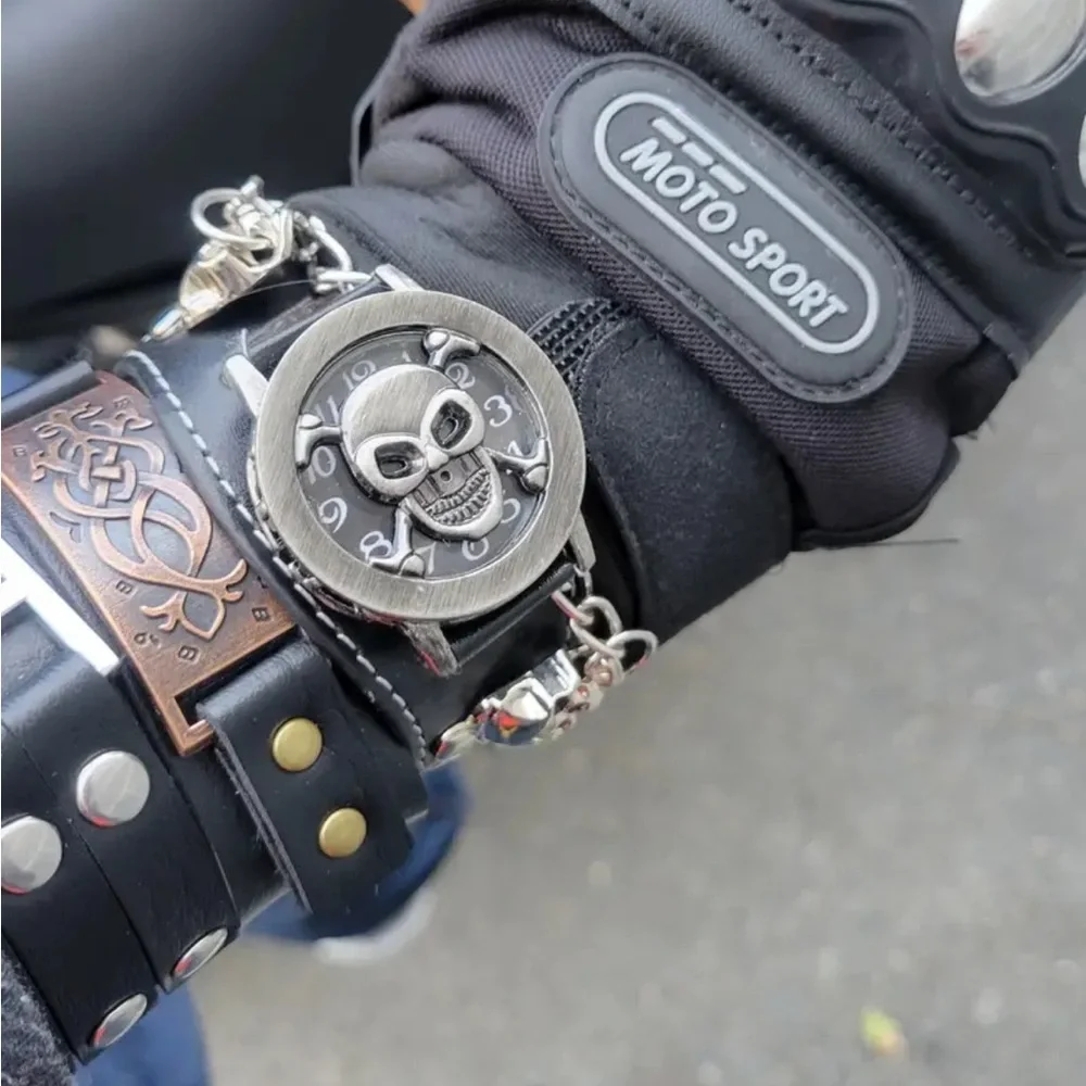 🆕 Y2K Anime Skull Skeleton Round Pointer Quartz Watch - PU Leather Bracelet 💀